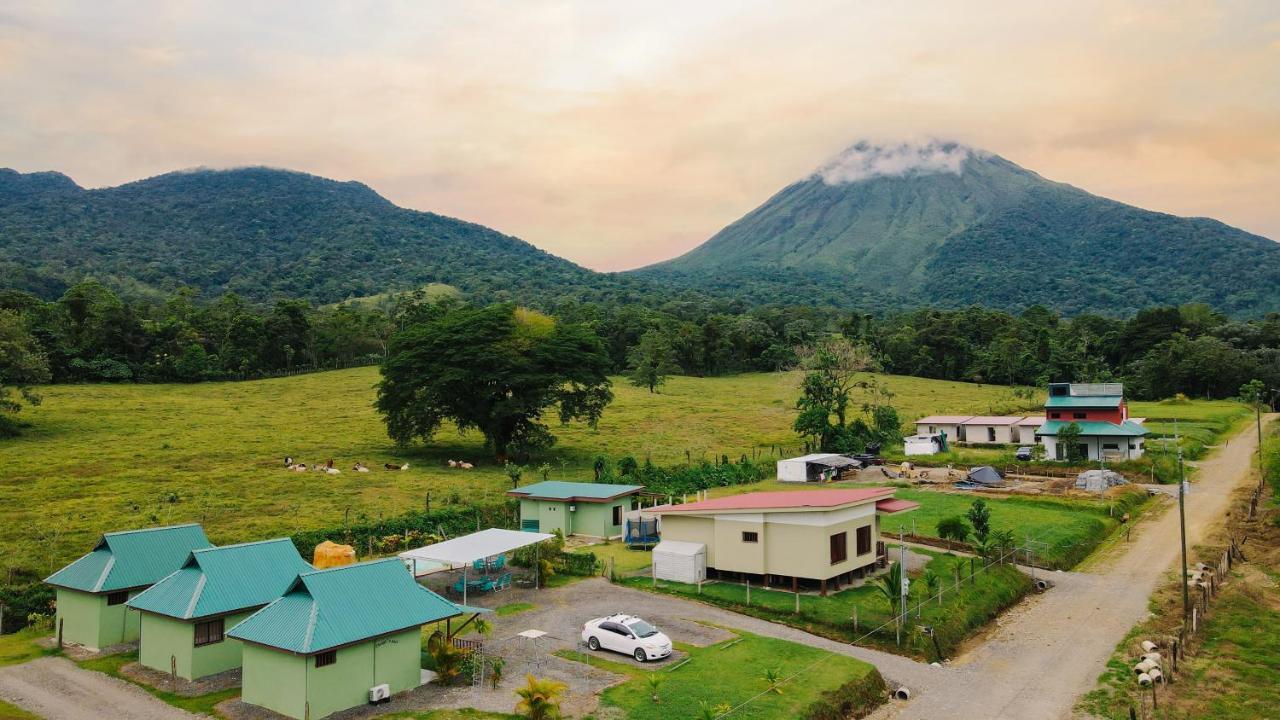 Chongos Place Hotell La Fortuna Eksteriør bilde