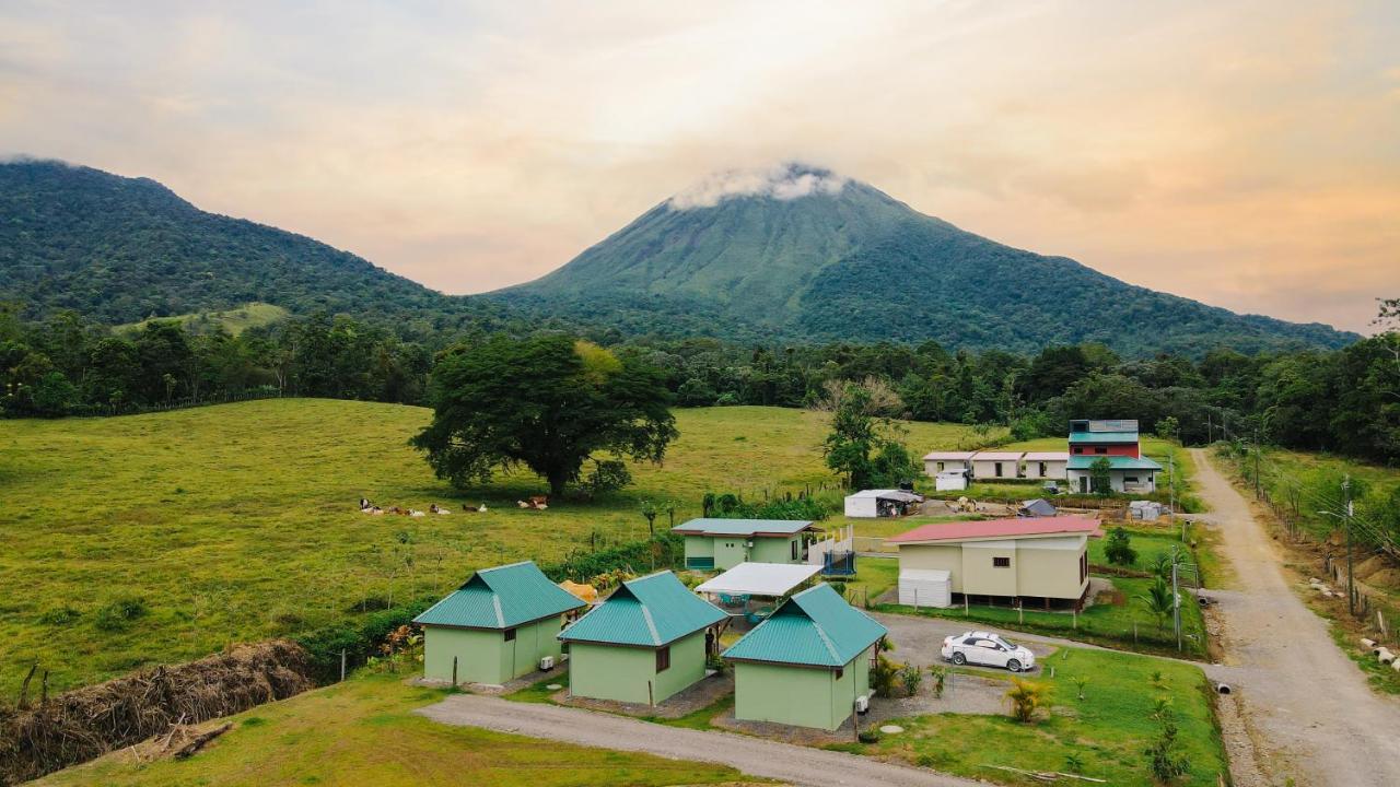 Chongos Place Hotell La Fortuna Eksteriør bilde